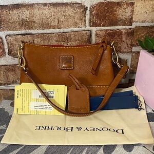 Dooney & Bourke LIZZIE shoulder bag  Carmel Euc
